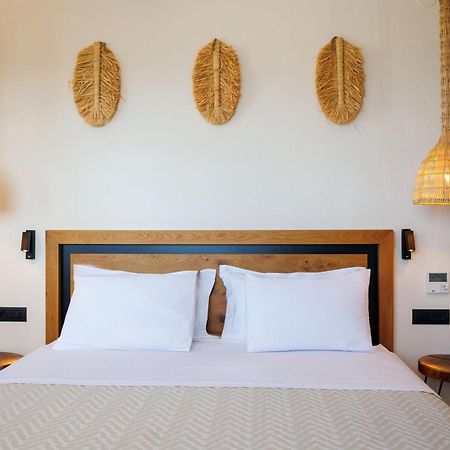 Kouros Blanc Resort & Suites Pounda Bagian luar foto