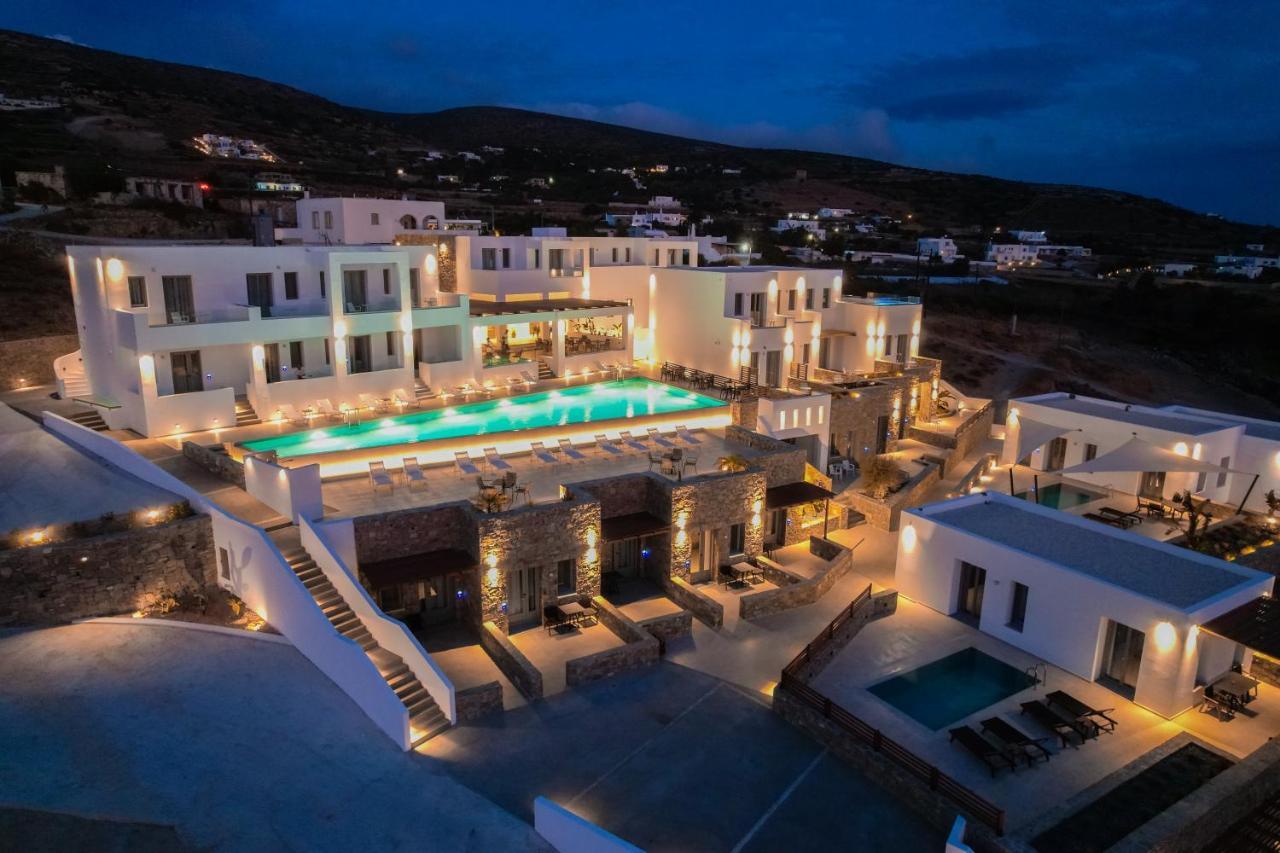 Kouros Blanc Resort & Suites Pounda Bagian luar foto