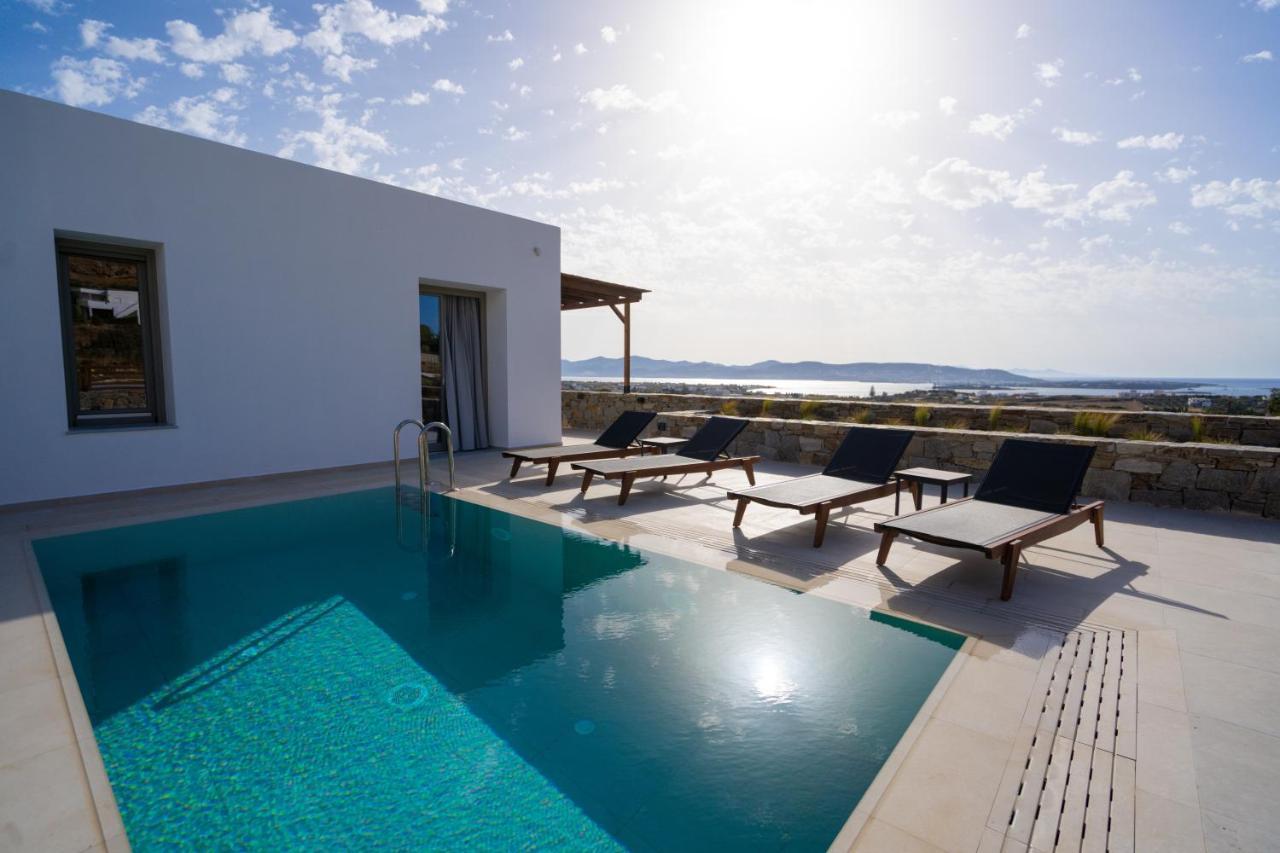 Kouros Blanc Resort & Suites Pounda Bagian luar foto