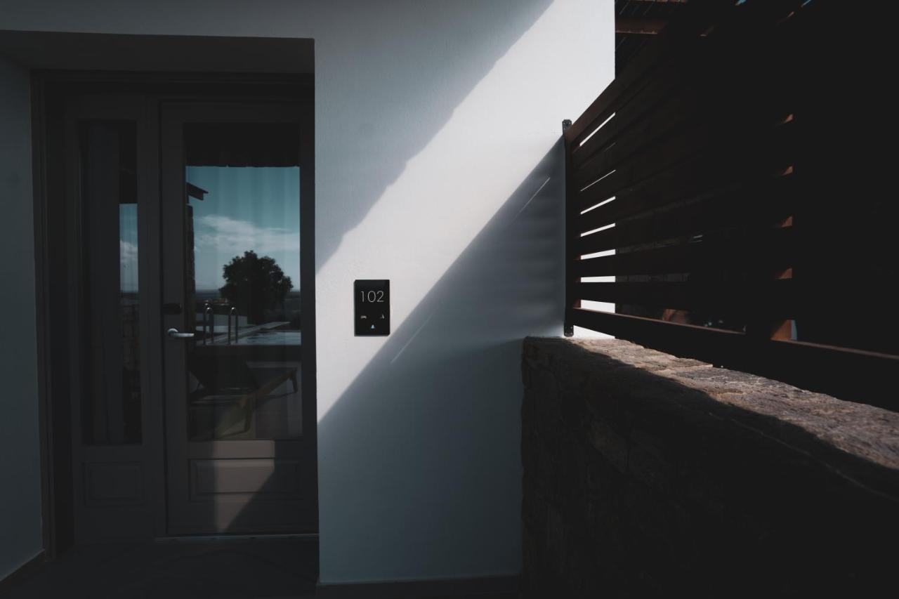 Kouros Blanc Resort & Suites Pounda Bagian luar foto