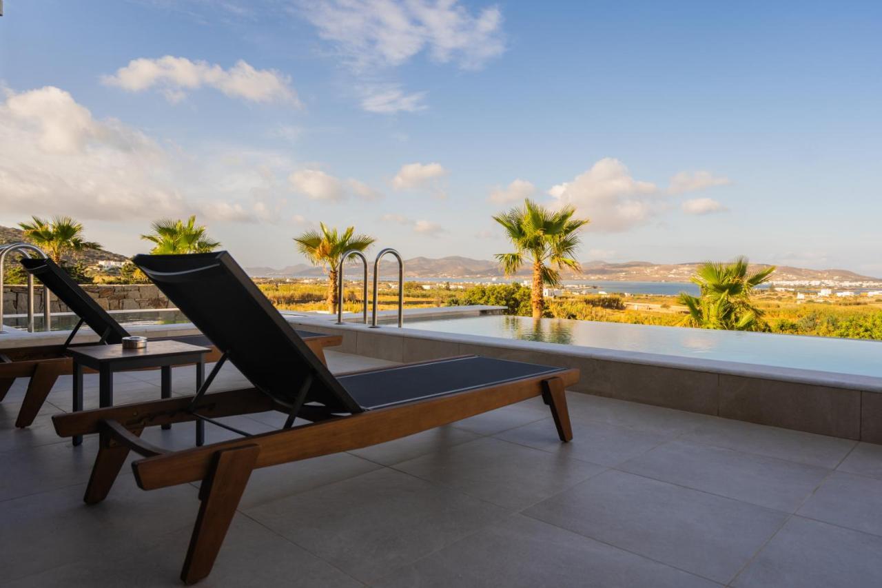 Kouros Blanc Resort & Suites Pounda Bagian luar foto