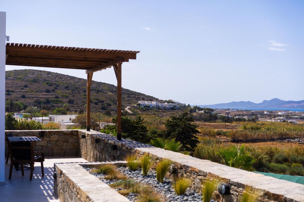 Kouros Blanc Resort & Suites Pounda Bagian luar foto
