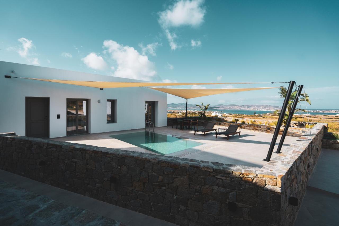 Kouros Blanc Resort & Suites Pounda Bagian luar foto