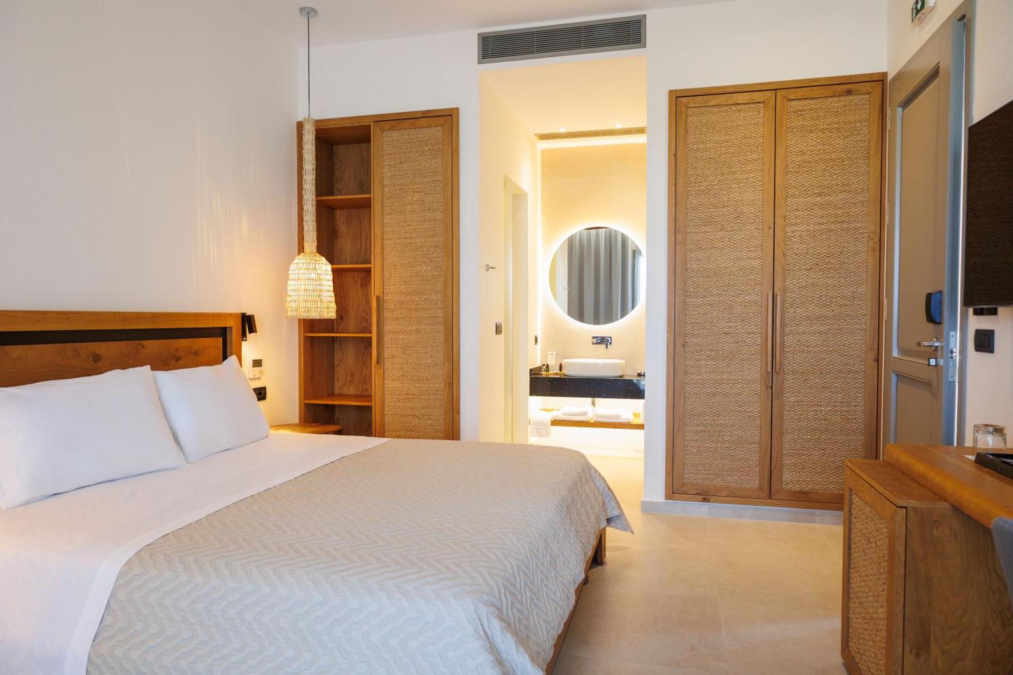 Kouros Blanc Resort & Suites Pounda Ruang foto
